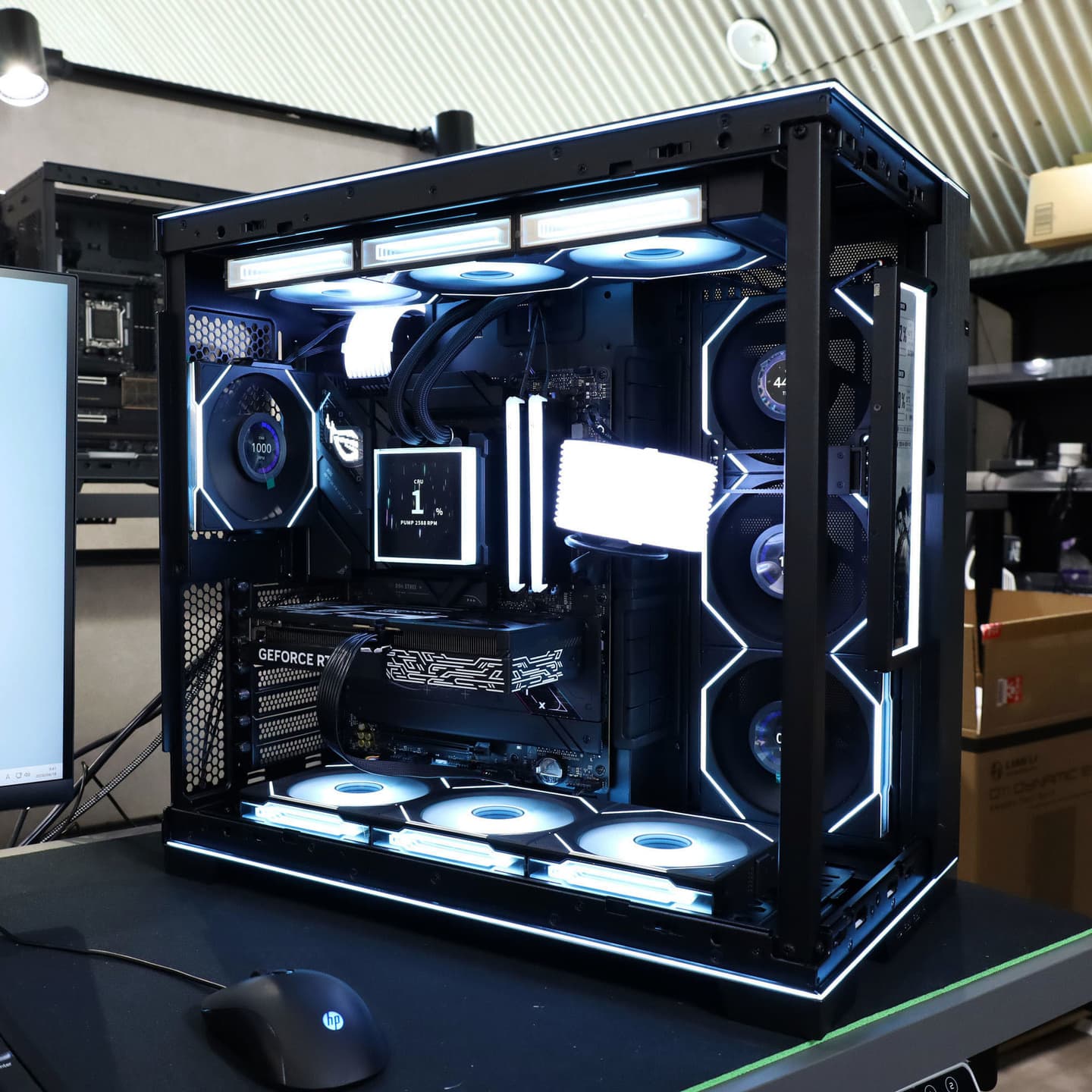 lian li dynamic mini